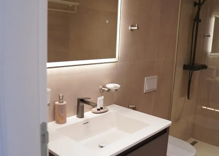 Elite Arena Deluxe Apartment *