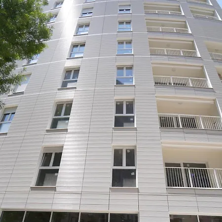 Elite Arena Deluxe Appartement