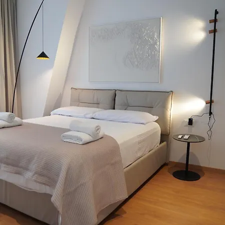 Elite Arena Deluxe * Tirana