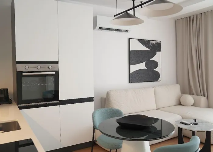 Elite Arena Deluxe Apartament *