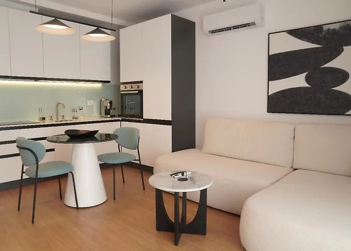 Elite Arena Deluxe Apartament *
