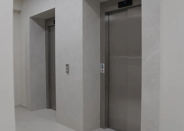 Elite Arena Deluxe Tirana